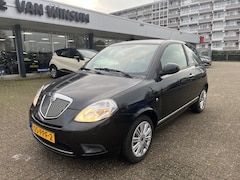 Lancia Y(psilon) - Ypsilon 1.2 Argento Airco 55Dkm Nap