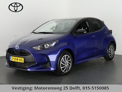 Toyota Yaris - 1.5 HYBRID BI-TONE AUTOMAAT NAVIGATIE.PARKEERCAMERA.APPLE /ANDROID CARPLAY GARANTIE TOT 6