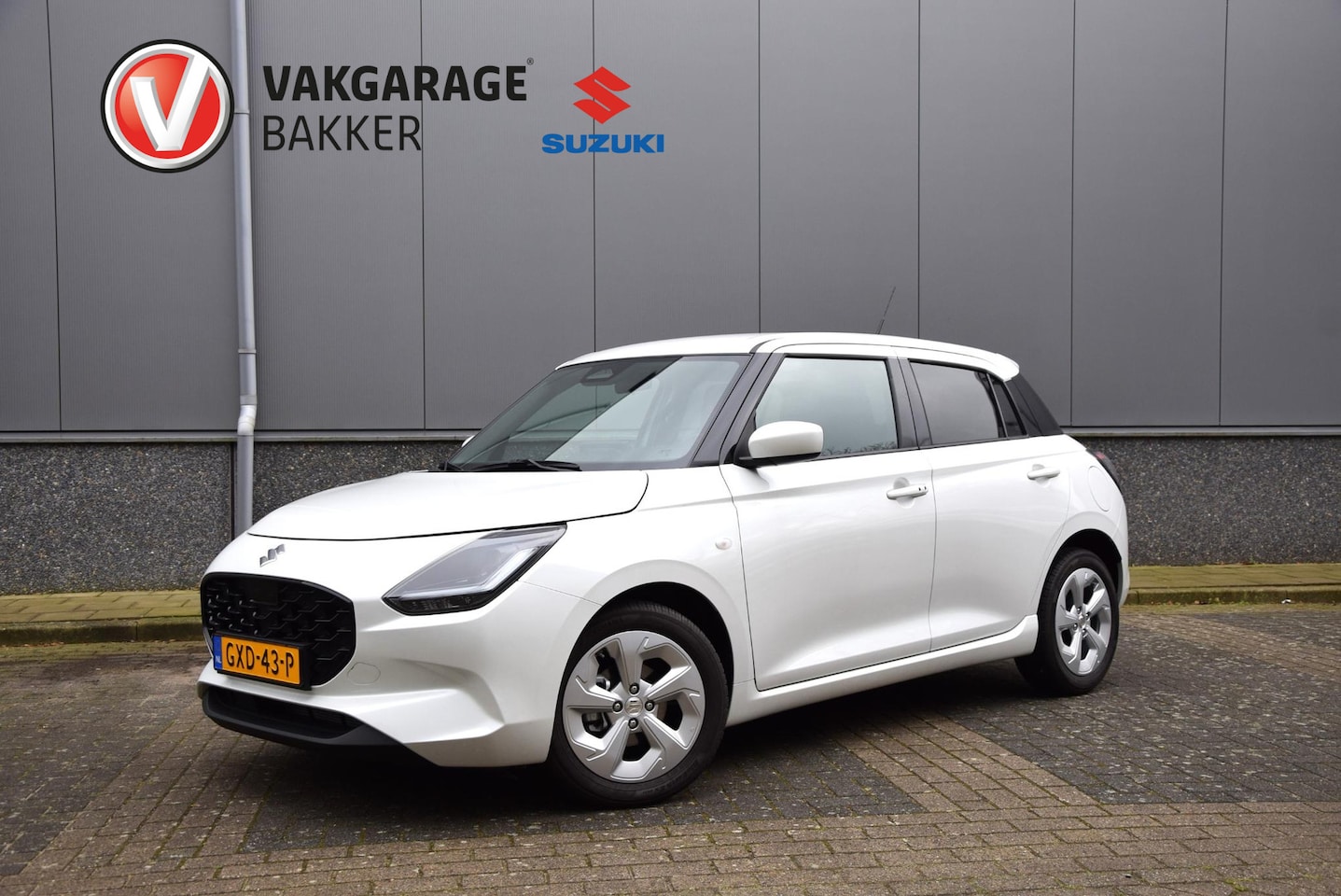 Suzuki Swift - 1.2 Select Smart Hybrid | Apple carplay/android | Navigatie | Parkeersensoren achter | - AutoWereld.nl