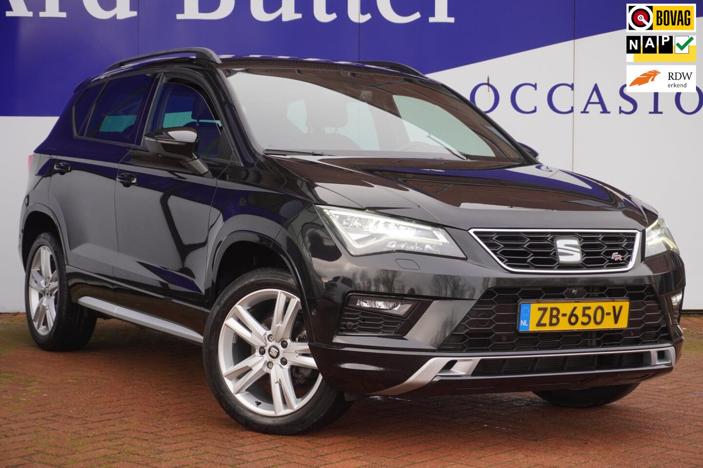 Seat Ateca - 1.5 TSI FR 150PK Business Intense / LED / 360"Camera / Navi / Vitrual / Alcantara / Elek-K - AutoWereld.nl