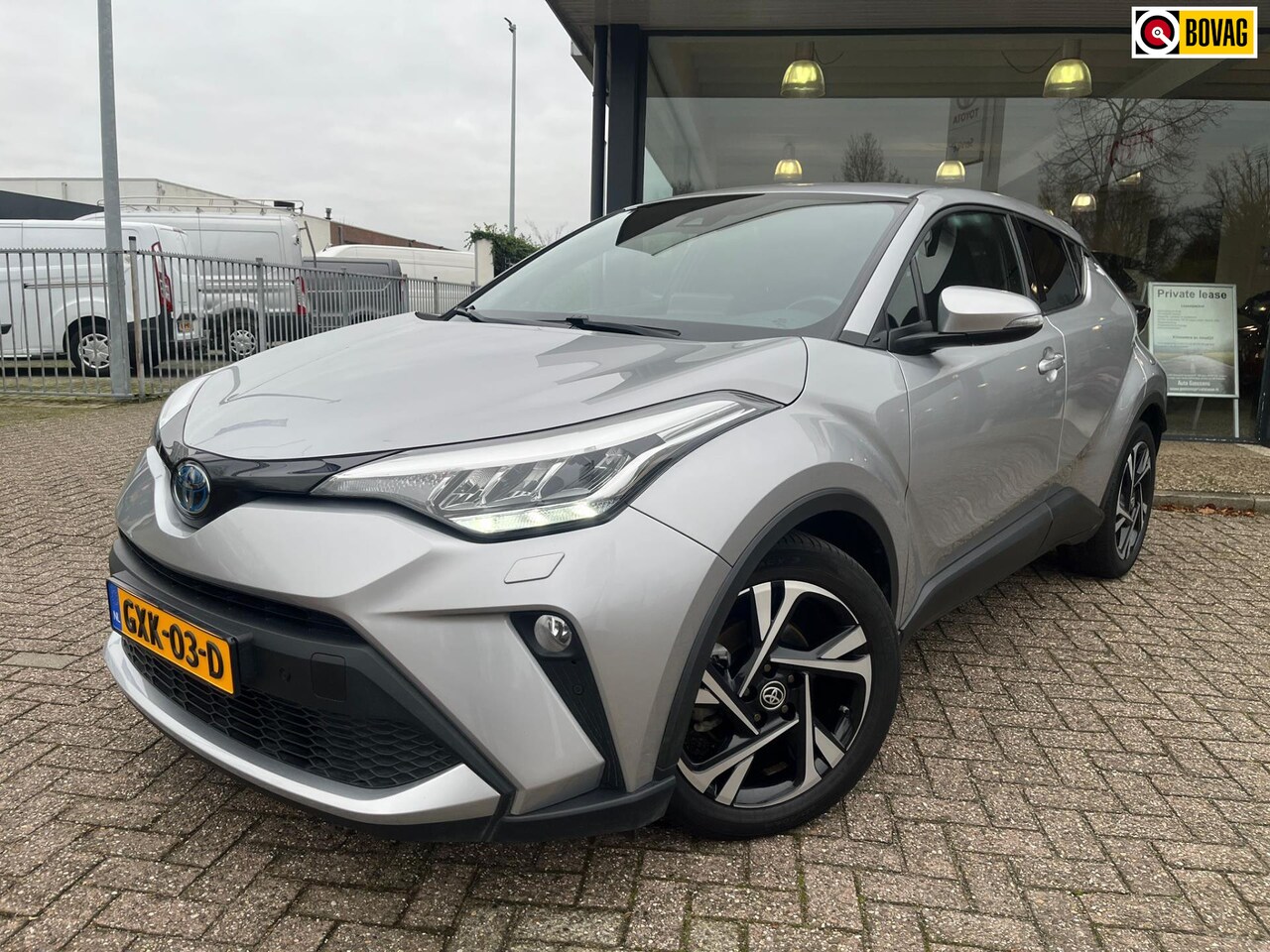 Toyota C-HR - 1.8 Hybrid Dynamic|Draadloze carplay - AutoWereld.nl