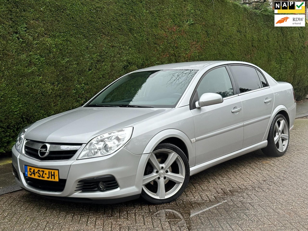 Opel Vectra - 1.8-16V Executive /LEER/LMVELGEN/APKNIEUW/RIJDTGOED/ - AutoWereld.nl