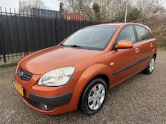 Kia Rio - 1.4 X-tra 5 Drs Airco/Strbkr