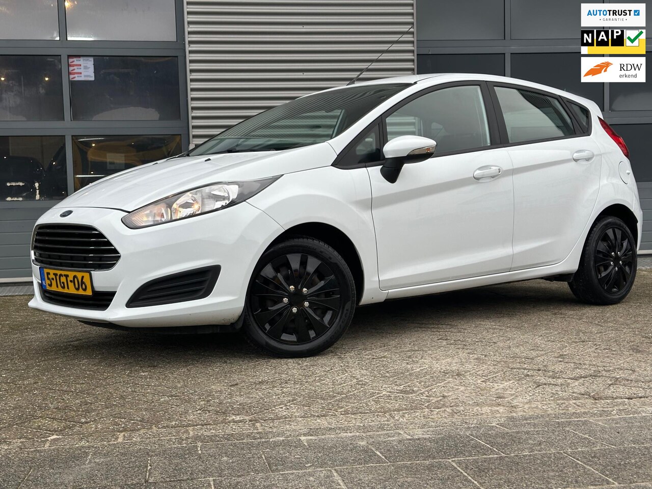 Ford Fiesta - 1.0 Style | NAVI | Airco | NAP | APK - AutoWereld.nl