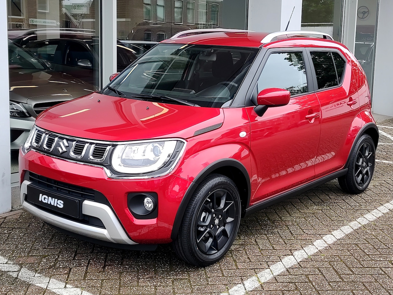 Suzuki Ignis - 1.2 SMART HYBRID STYLE | DEMO DEAL! | Garantie tot 2030! - AutoWereld.nl