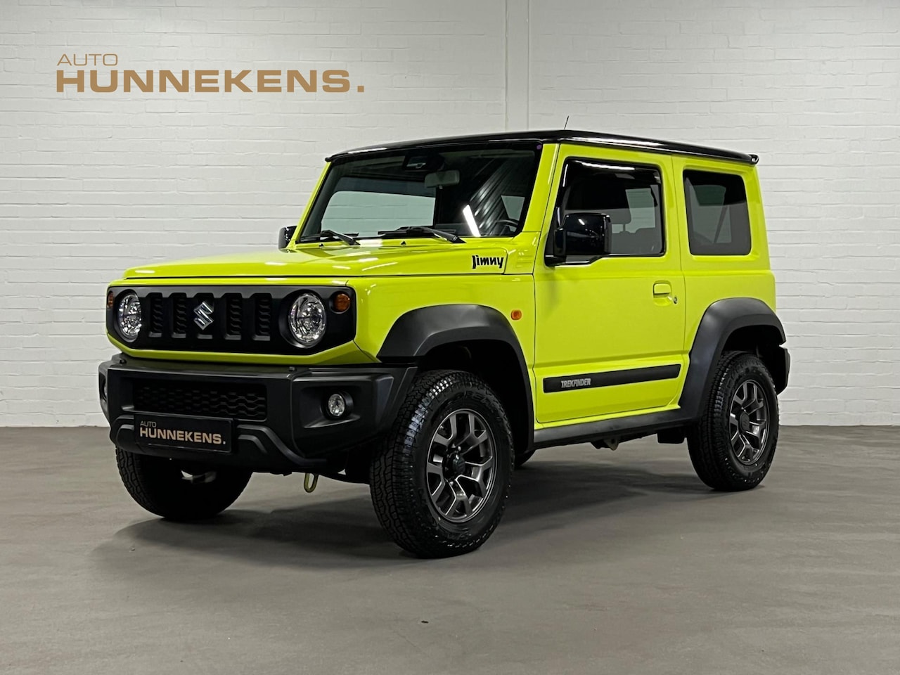 Suzuki Jimny - 1.5 Stijl | 4 zitplaatsen | Navigatie | Xenon | Stoel verwarming | Cruise & Climate c. - AutoWereld.nl