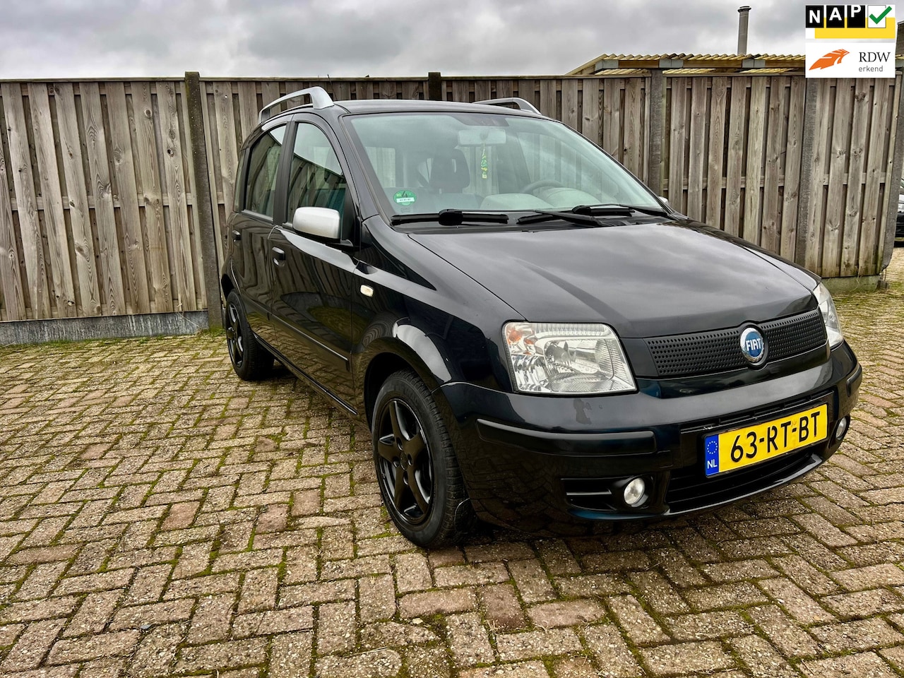 Fiat Panda - 1.1 Active Plus/APK NIEUW/sport uitvoering - AutoWereld.nl