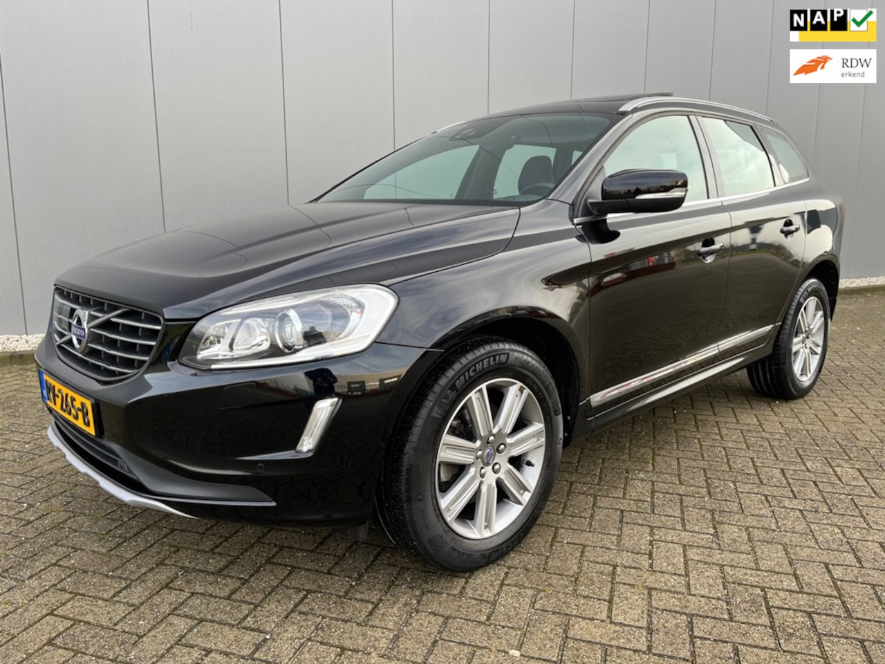 Volvo XC60 - 2.0 D4 FWD Polar+/ Adaptive/ Pano - AutoWereld.nl