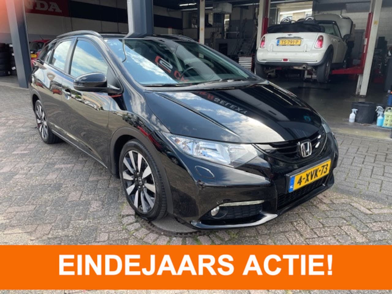 Honda Civic Tourer - 1.8 Sport | Navigatie | Camera | ADAS 1 - AutoWereld.nl