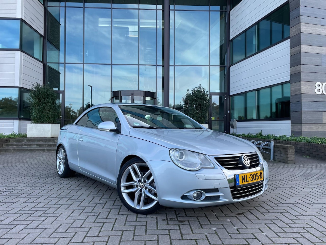 Volkswagen Eos - 2.0 | Schuif kantel dak | Cabrio | Veel optie's - AutoWereld.nl