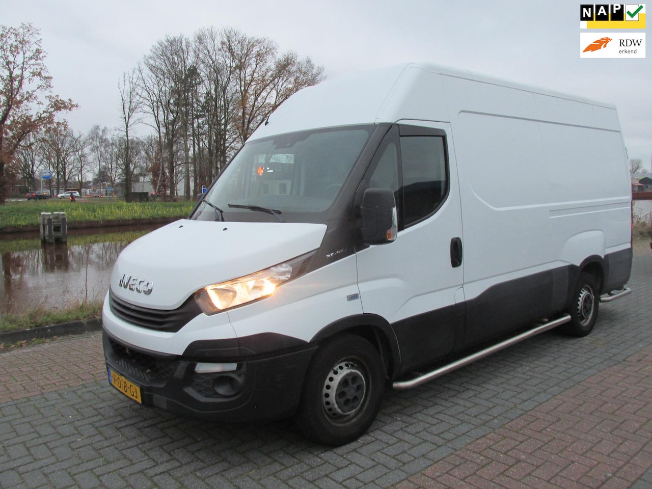 Iveco Daily - 35S12V 2.3 352 L3H2 - AutoWereld.nl