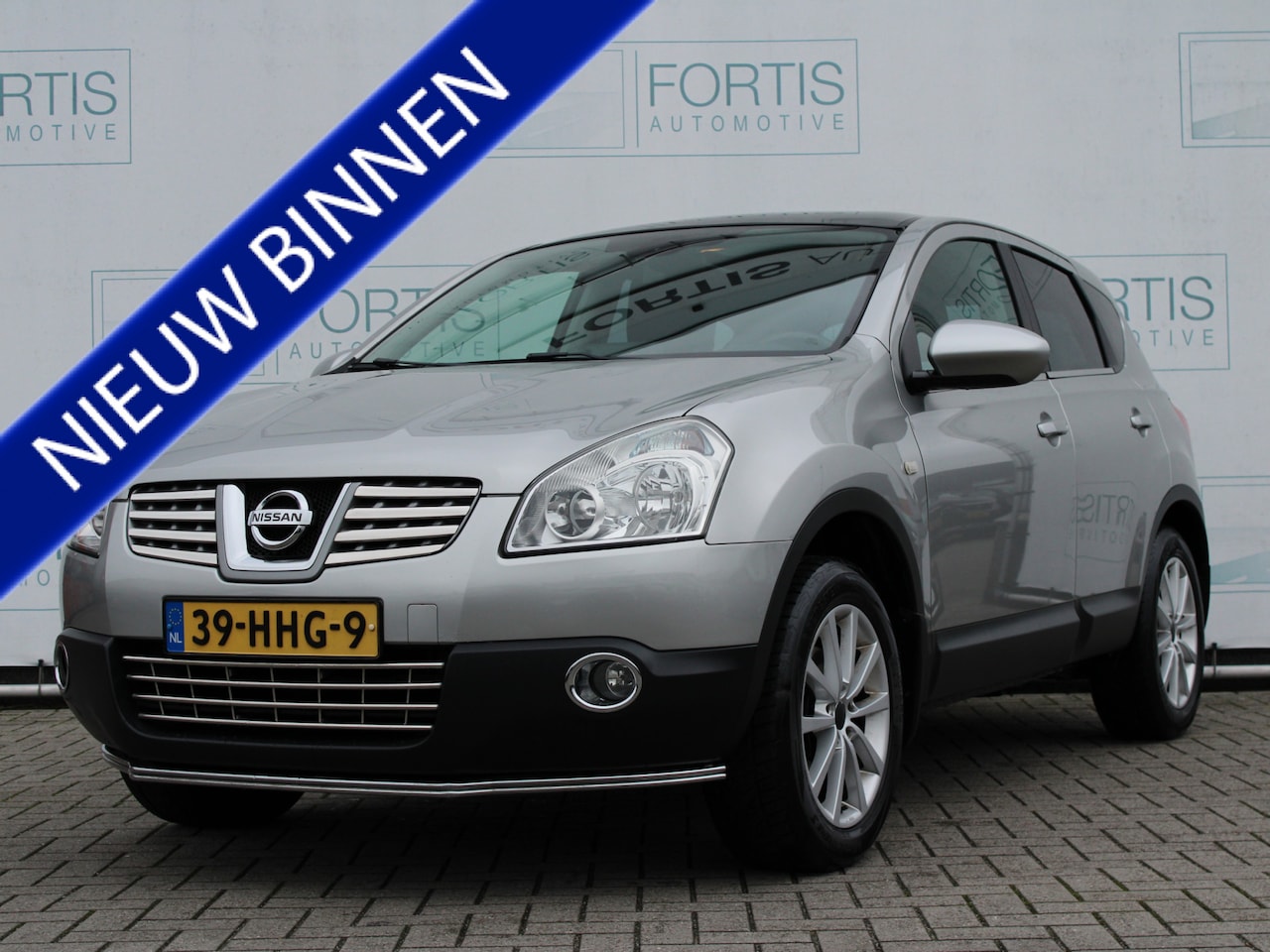 Nissan Qashqai - 2.0 Tekna NL AUTO | CAMERA | NAVI | EXTRA SET ZOMERBANDEN OP VELG! PANODAK | - AutoWereld.nl