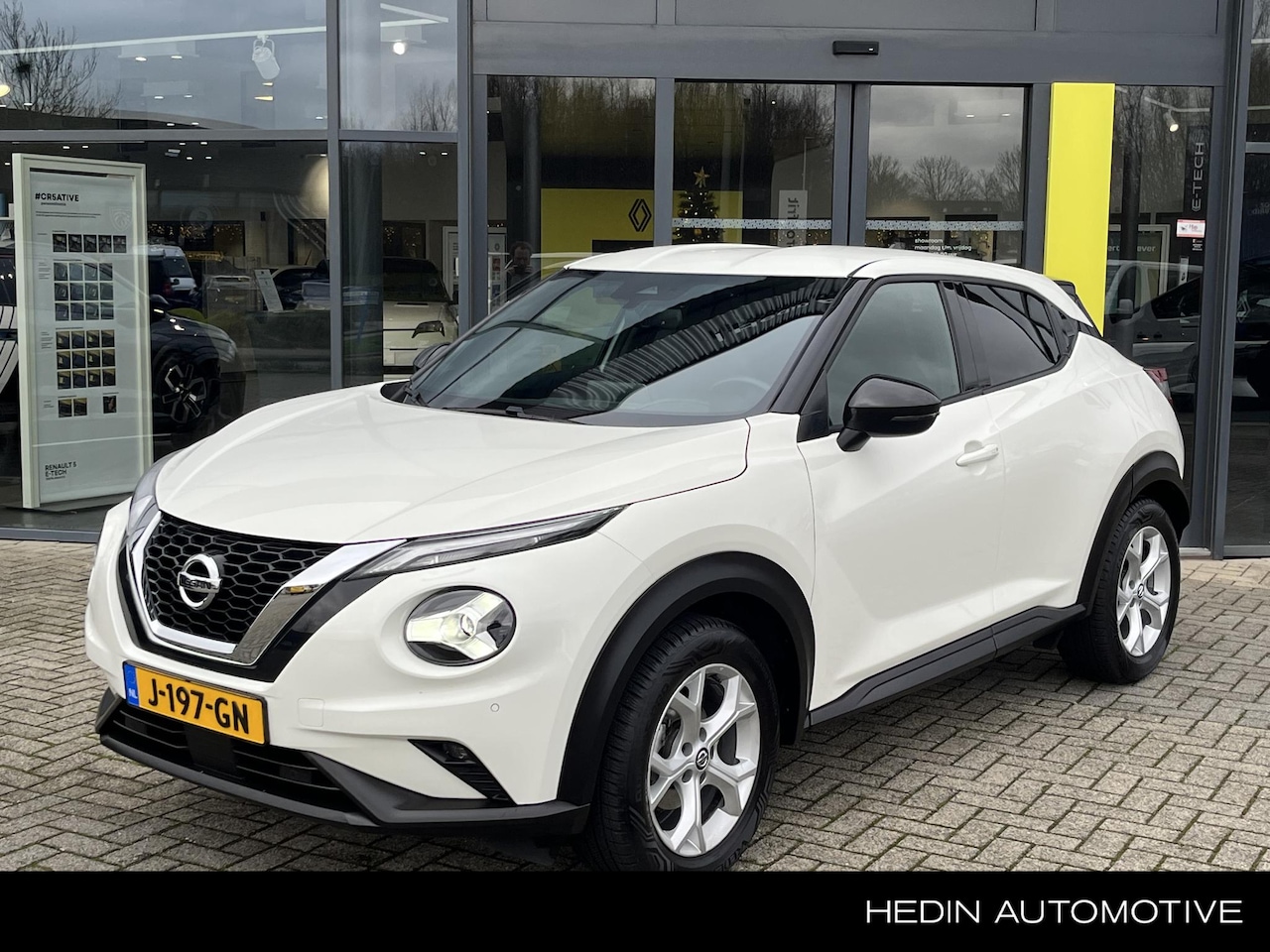 Nissan Juke - 1.0 DIG-T N-Connecta Keyless entry/start | Lichtmetalen velgen | Climate Control | Apple C - AutoWereld.nl