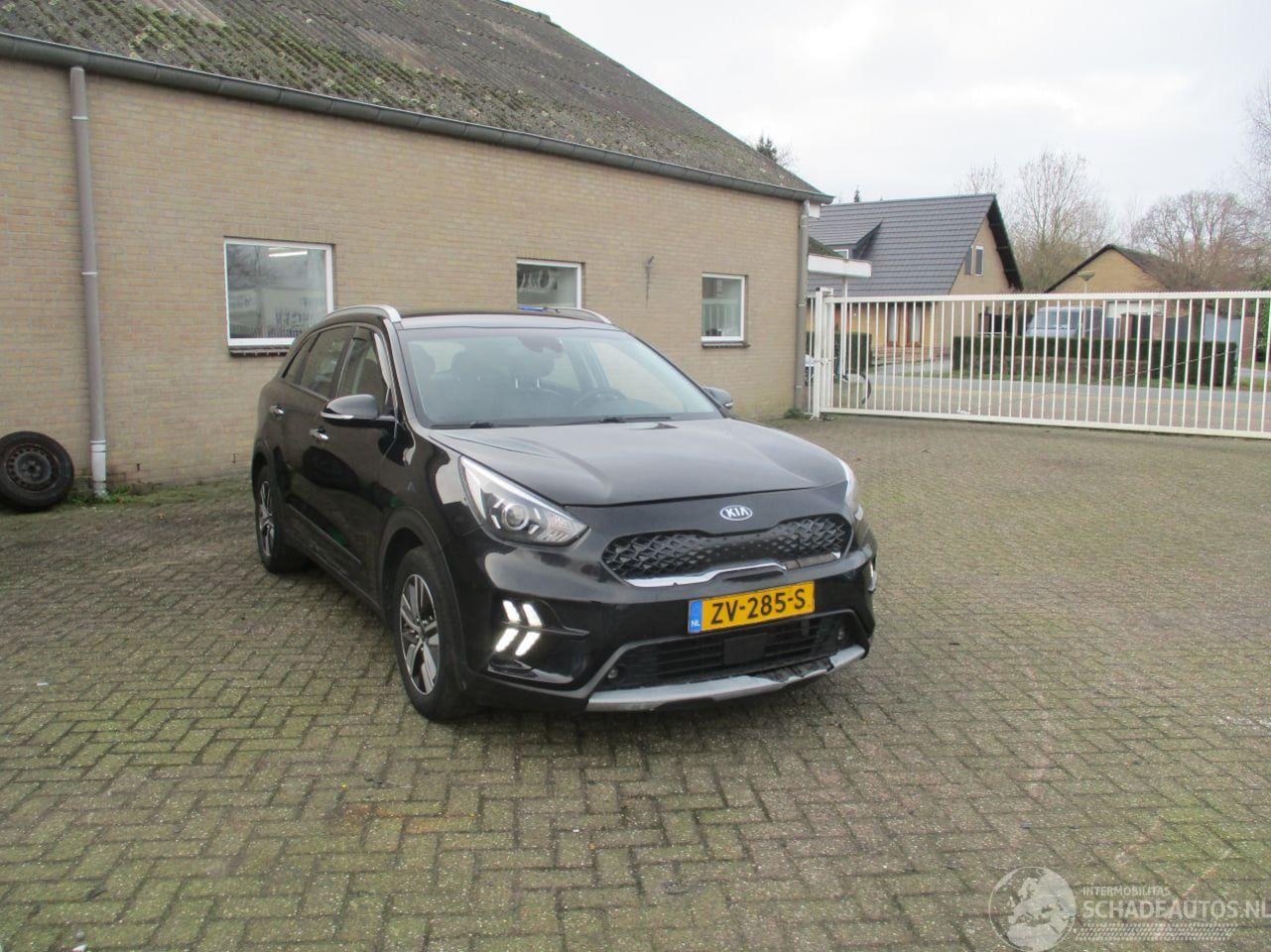 Kia Niro - 1.6 GDI H. DynamicL. REST BPM 450 EURO !!! - AutoWereld.nl