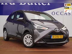 Toyota Aygo - 1.0 VVT-i x-play limited / Apple-CarPlay / Airco / Camera / = DECEMBER 2021