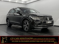 Volkswagen Tiguan - 1.5 TSI Active Velours bekleding, Camera, Navi, Winterpakket, Cruise control