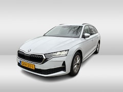 Skoda Octavia Combi - 1.5 TSI MHEV Business Edition Plus Stoelverwarming | Virtueel dashboard | Elektr. kofferba