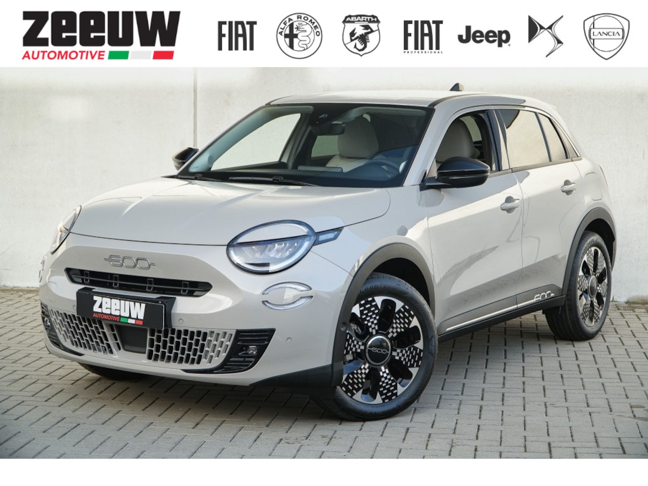 Fiat 600 - 1.2 Hybrid 136 PK La Prima | Navi | Camera | Carplay - AutoWereld.nl