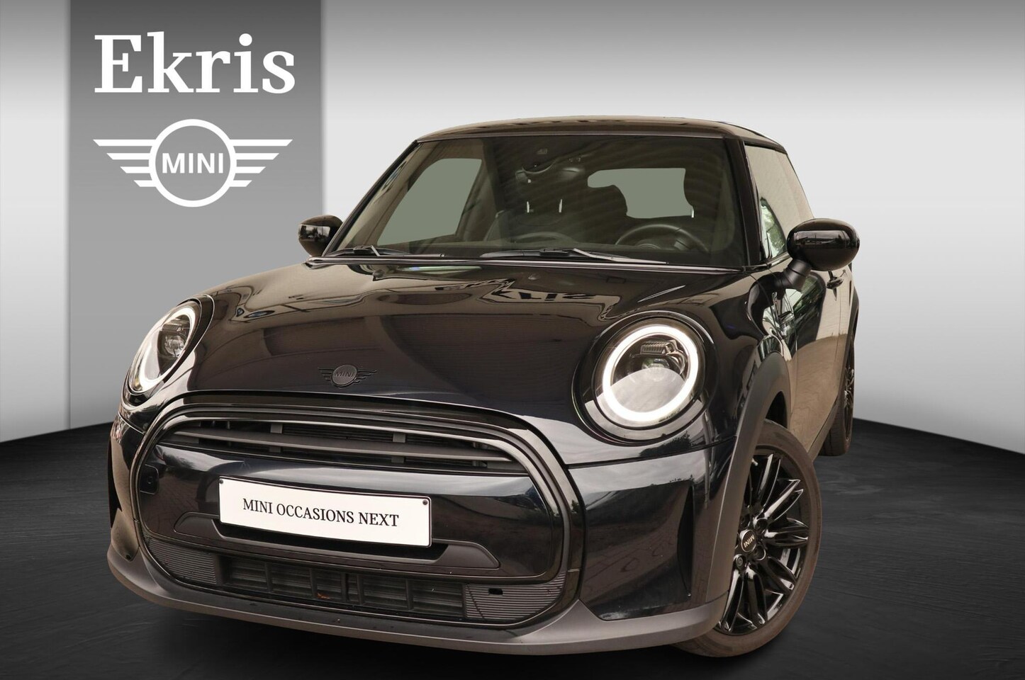 MINI Cooper - 3-deurs Camden Go Edition | Piano Black Exterior Pack | Comfort Access - AutoWereld.nl