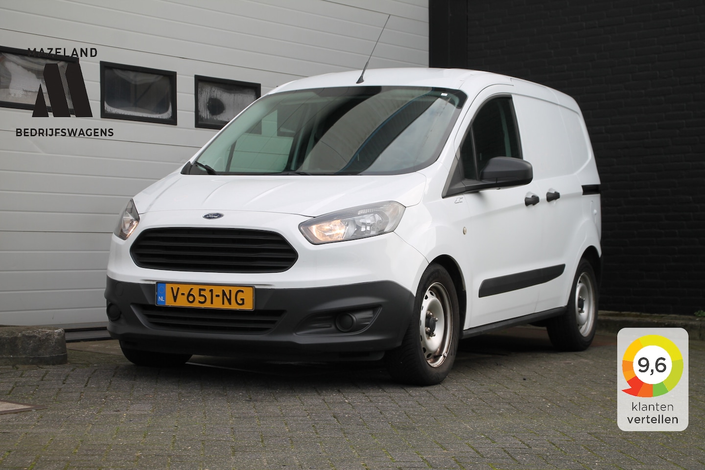 Ford Transit Courier - 1.0 100PK BENZINE 2x Schuifdeur - Airco - Trekhaak - € 9.900,- Excl. - AutoWereld.nl