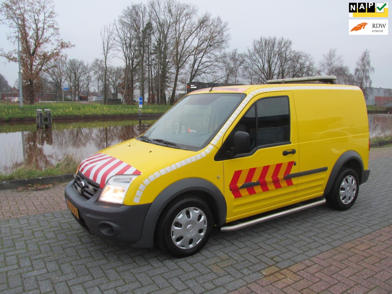 Ford Transit Connect - T200S 1.8 TDCi Trend T200S 1.8 TDCi Trend - AutoWereld.nl