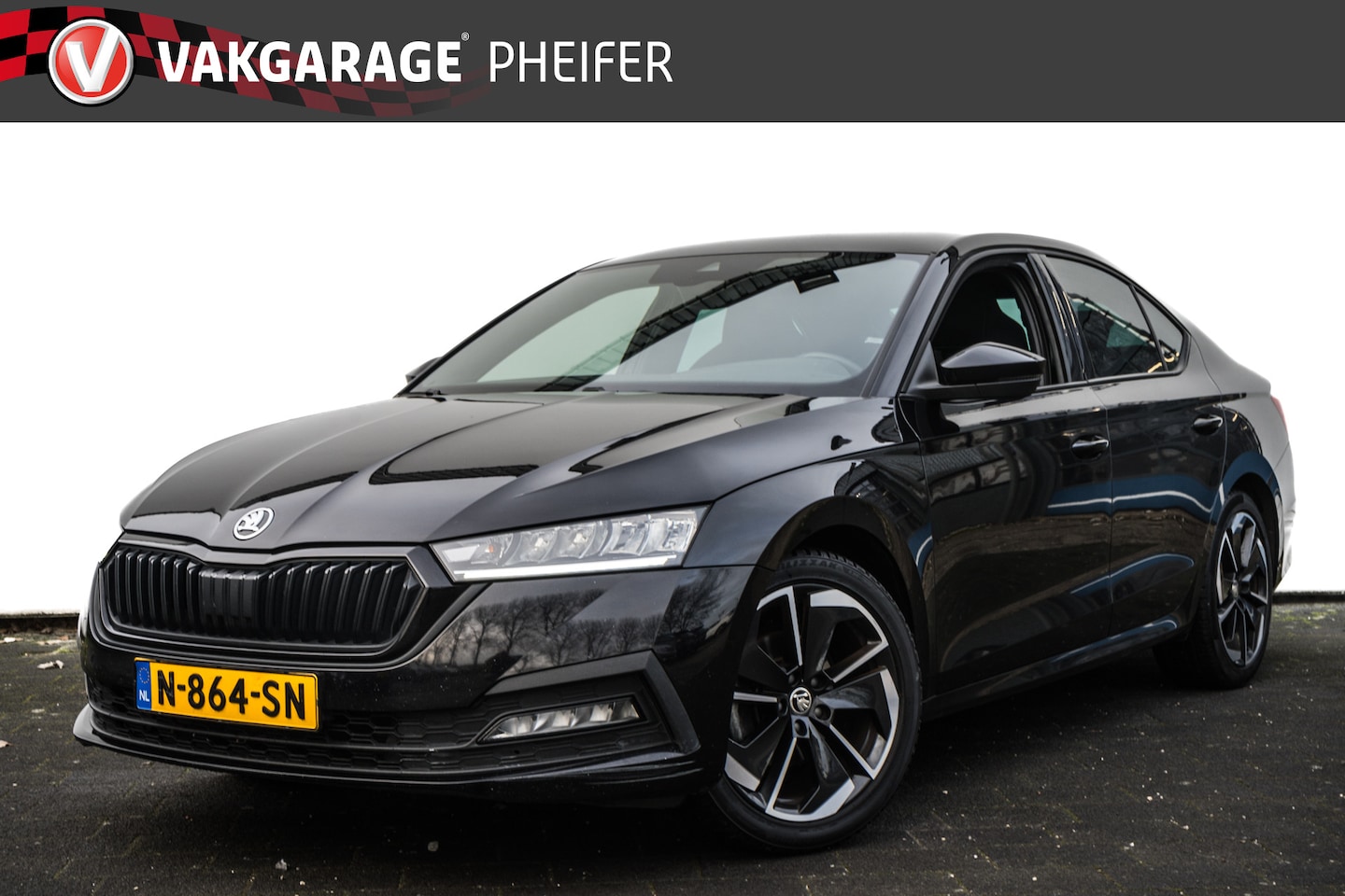 Skoda Octavia - 1.0 TSI 110pk Sport Business Sportstoelen/ Virtual cockpit/ Stoelverwarming/ Carplay/ Navi - AutoWereld.nl