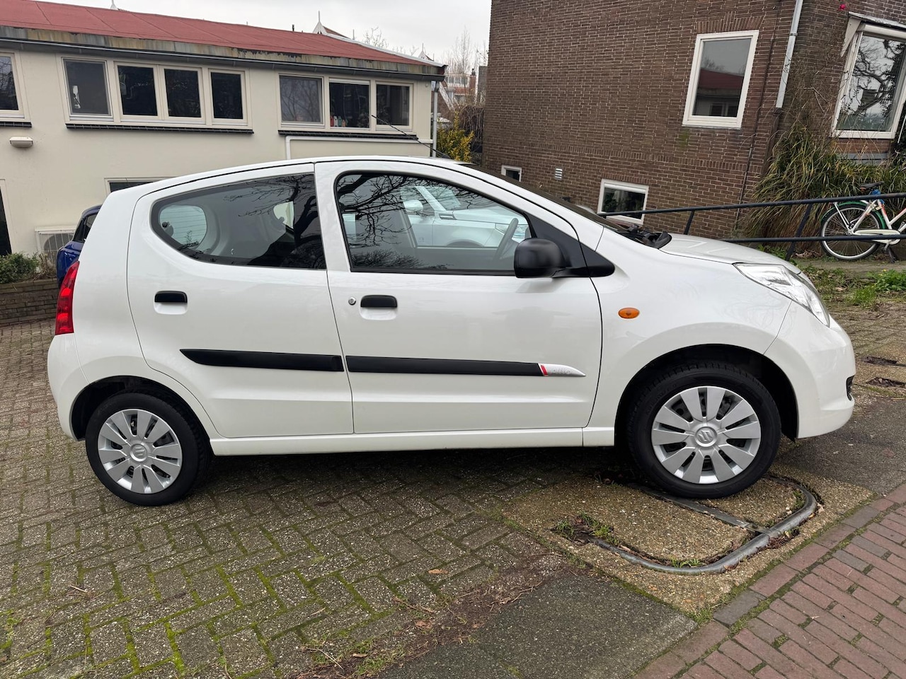 Suzuki Alto - 1.0 Comfort EASSS 1.0 Comfort EASSS, AIRCO - AutoWereld.nl