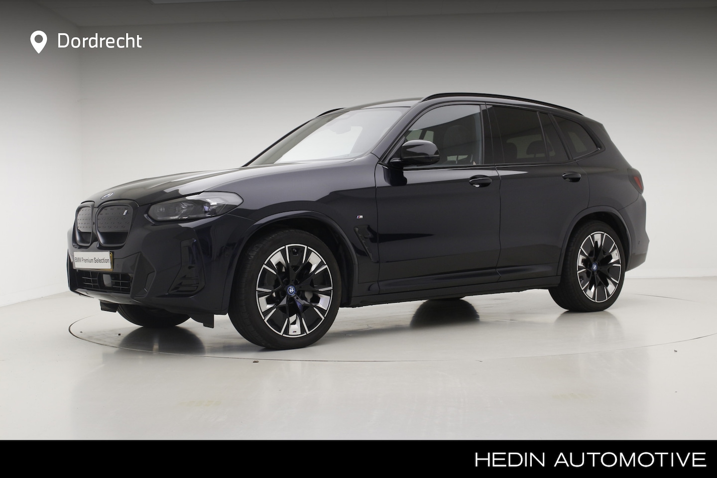 BMW iX3 - High Executive M-Sport | 20" | Head-Up | Gesture | Harman Kardon | Trekhaak - AutoWereld.nl