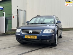 Volkswagen Passat Variant - 1.6 Athene Airco/Cruise/Trekhaak Apk