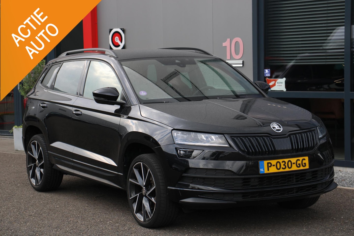 Skoda Karoq - 1.5 TSI ACT Sportline Business 1.5 TSI ACT Sportline Business - AutoWereld.nl