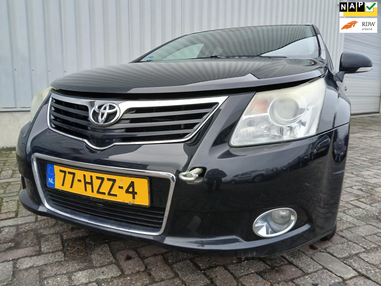 Toyota Avensis Wagon - 2.0 D-4D Panoramic - Airco - Start Niet - Schade - BPM - AutoWereld.nl