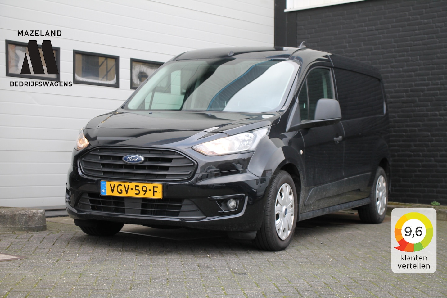 Ford Transit Connect - 1.5 EcoBlue 100PK L2 - Airco - Navi - Cruise - Camera - € 12.900,- Excl. - AutoWereld.nl