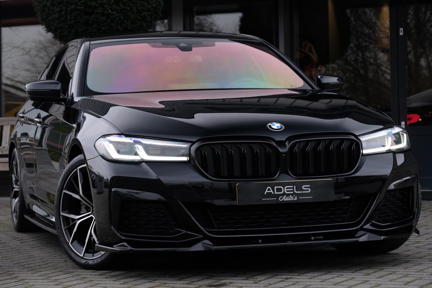 BMW 5-serie - 520i High Executive M Sport LCI Facelift Laser Camera Maxton Shadow Line NL Auto NAP - AutoWereld.nl