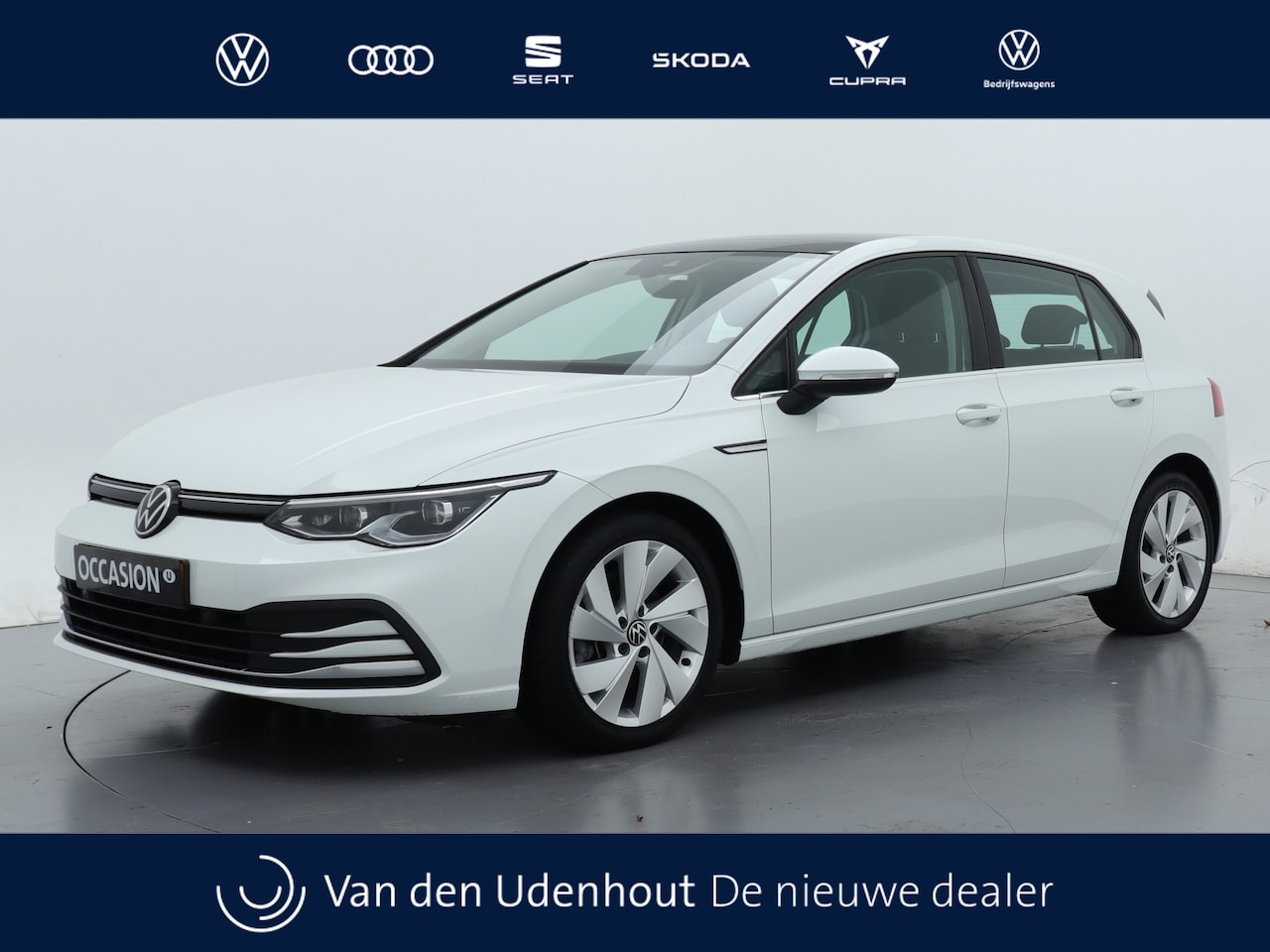 Volkswagen Golf - 1.5 eTSI 150pk DSG Style / Panoramadak / Navi - AutoWereld.nl