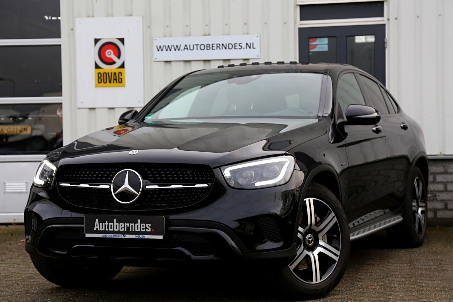 Mercedes-Benz GLC-klasse Coupé - 300e 4MATIC PHEV Plug in hybride*Perfect Onderh.*BTW*1ste Eig*Luchtvering/Dak/Elek. Trekha - AutoWereld.nl