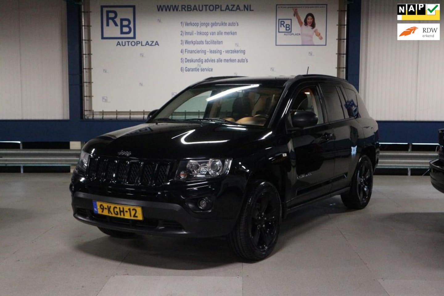 Jeep Compass - 2.0 Sport / NAP / BLACK / CAMERA ! ! ! - AutoWereld.nl