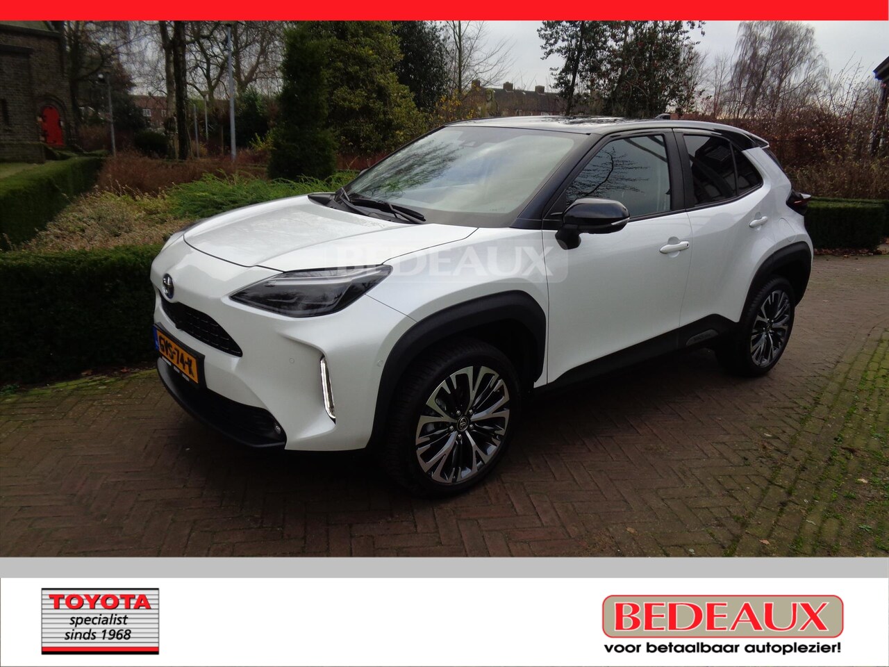 Toyota Yaris Cross - 1.5 VVT-I Hybrid 116pk CVT Adventure Edition 360gr camera - AutoWereld.nl