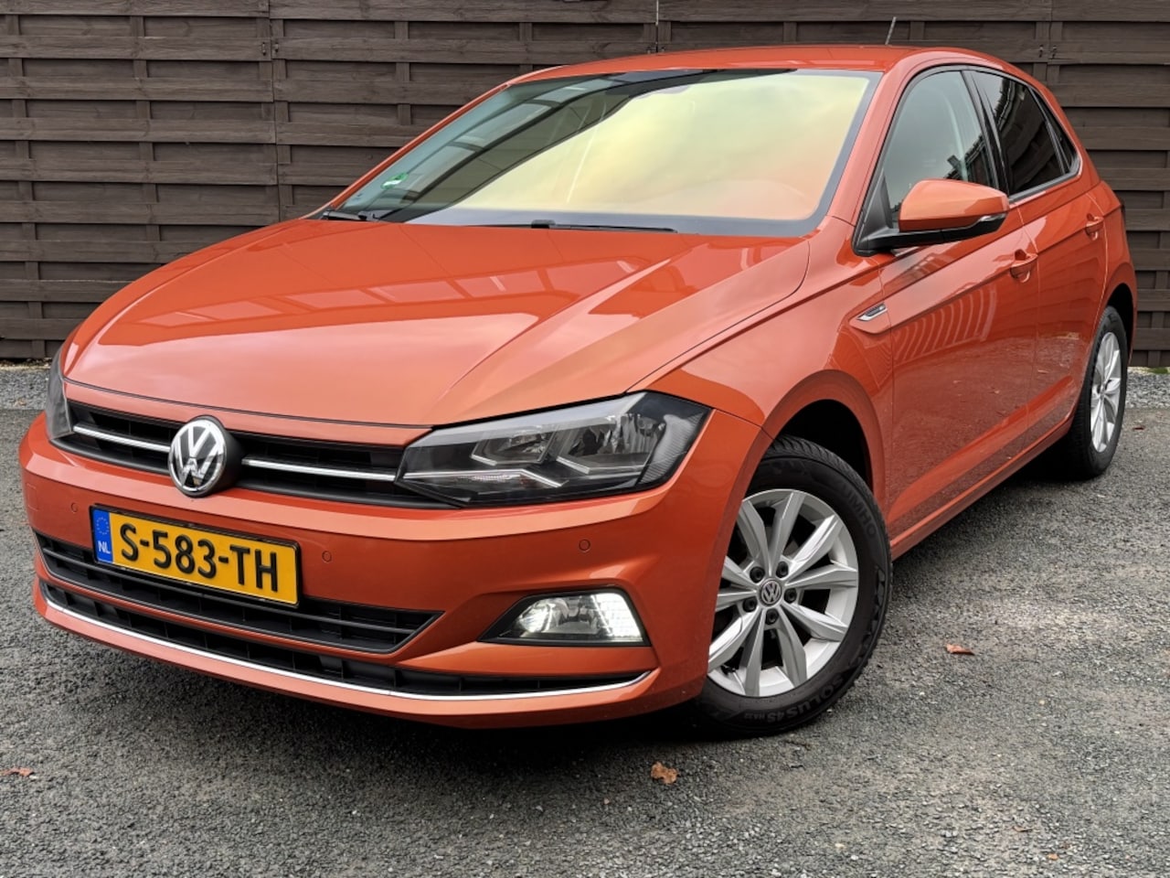 Volkswagen Polo - 1.0 TSI Highline / APP / STOELVERW / LED / CRUISE / CLIMA / LM - AutoWereld.nl