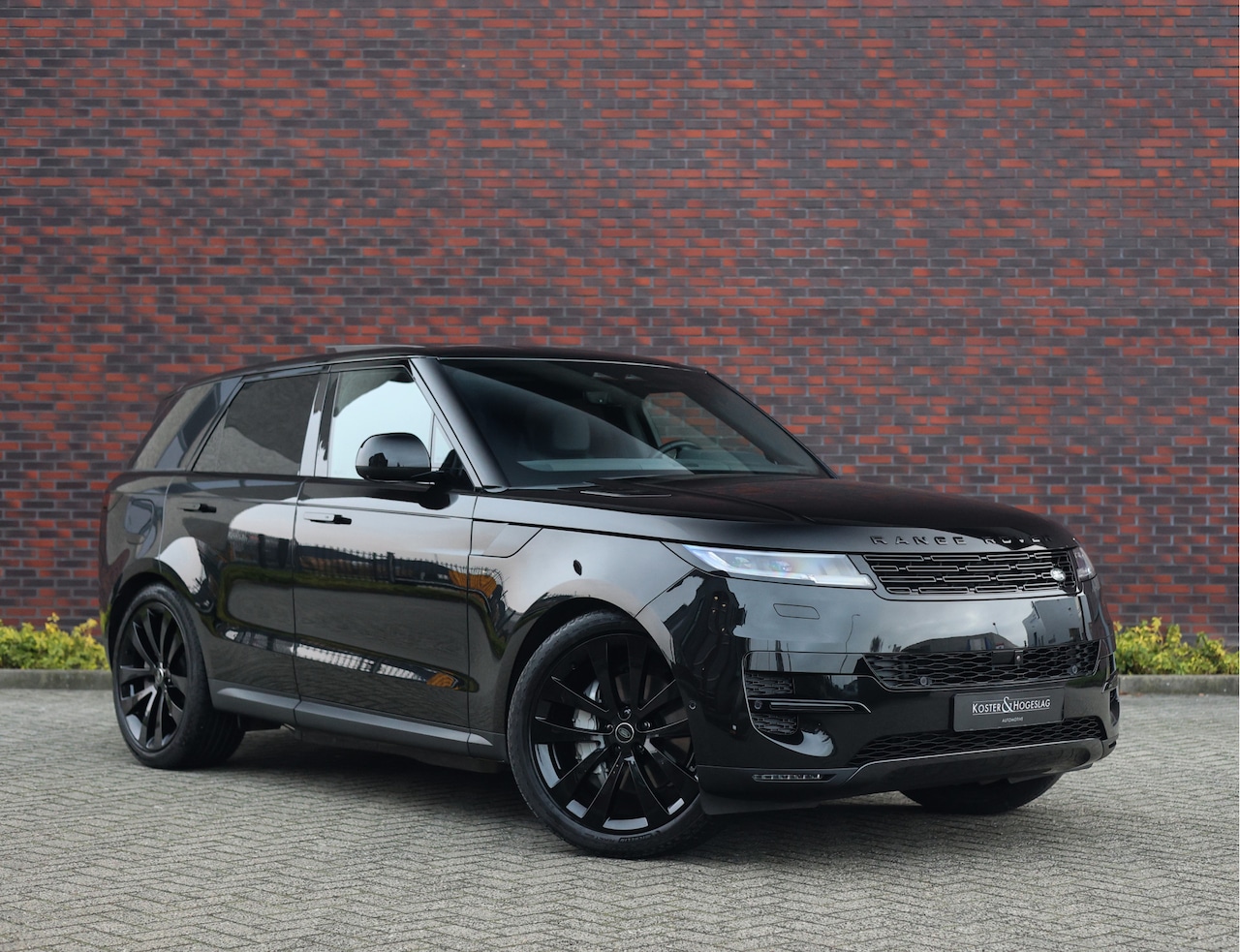 Land Rover Range Rover Sport - P460e Dynamic *Pano*Trekhaak*Meridian*23 inch* - AutoWereld.nl