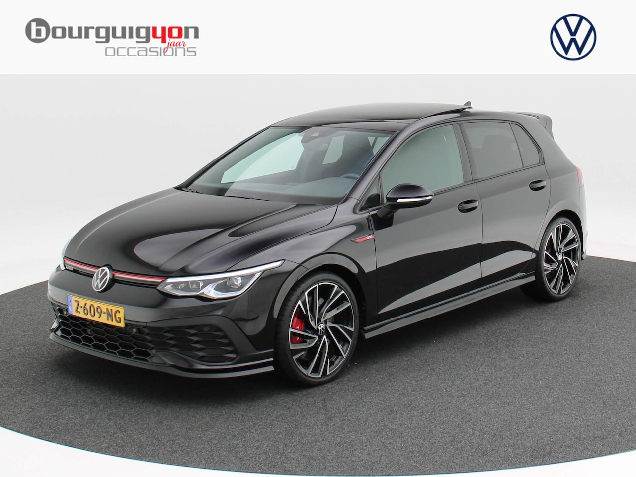 Volkswagen Golf - 2.0 TSi GTI DSG | Panorama | Adap. Cruise | Stuur Verw. | Carplay | Camera | ECC | Sensore - AutoWereld.nl