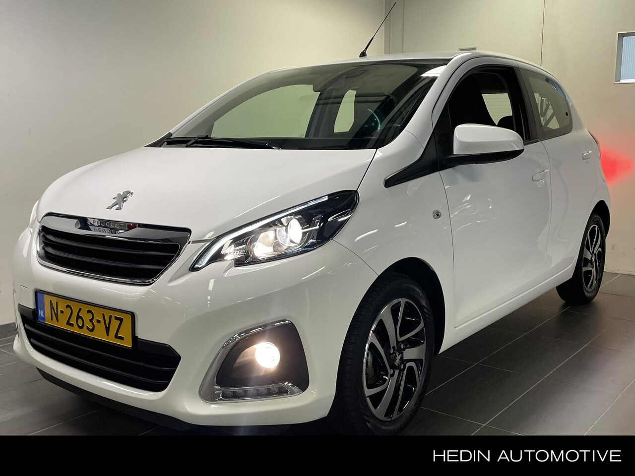 Peugeot 108 - 1.0 e-VTi Allure 1.0 e-VTi Allure - AutoWereld.nl