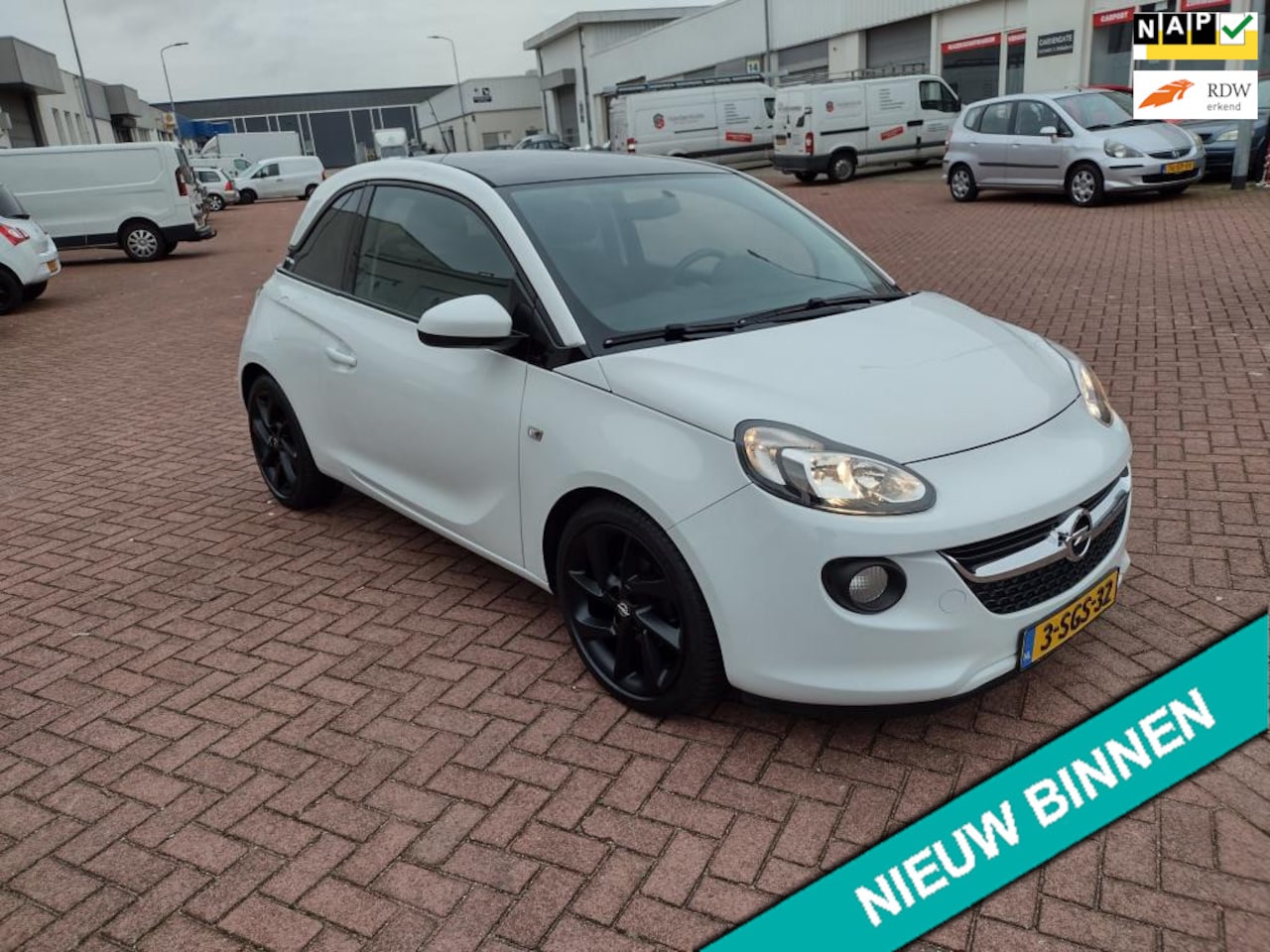 Opel ADAM - 1.2 MOOIE AUTO BEL 0619590613 APK 22-03-2025 - AutoWereld.nl