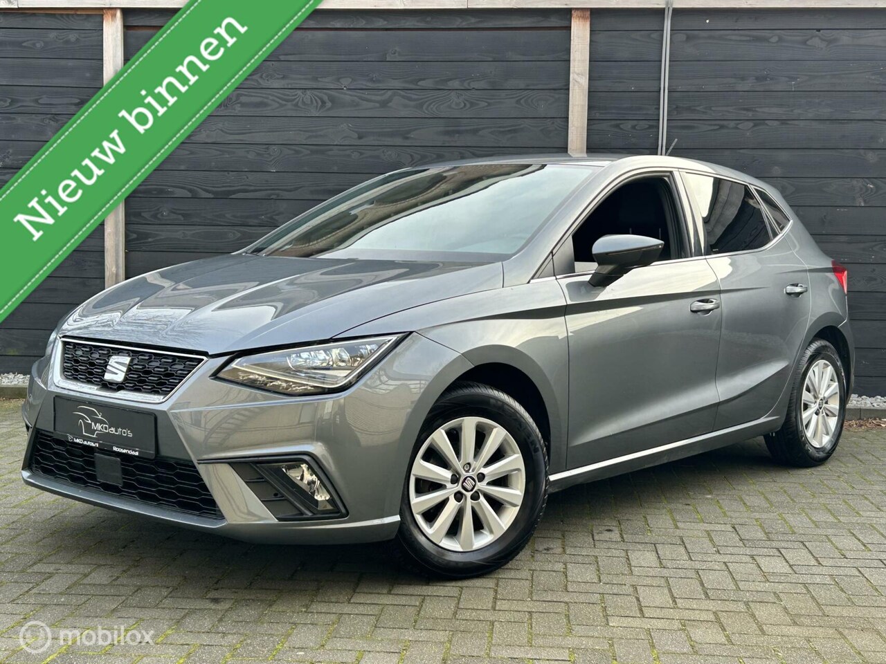 Seat Ibiza - 1.0 TSI Excellence LED koplamp / Keyless / Full map nav / VOL!! / 81.096 KM - AutoWereld.nl