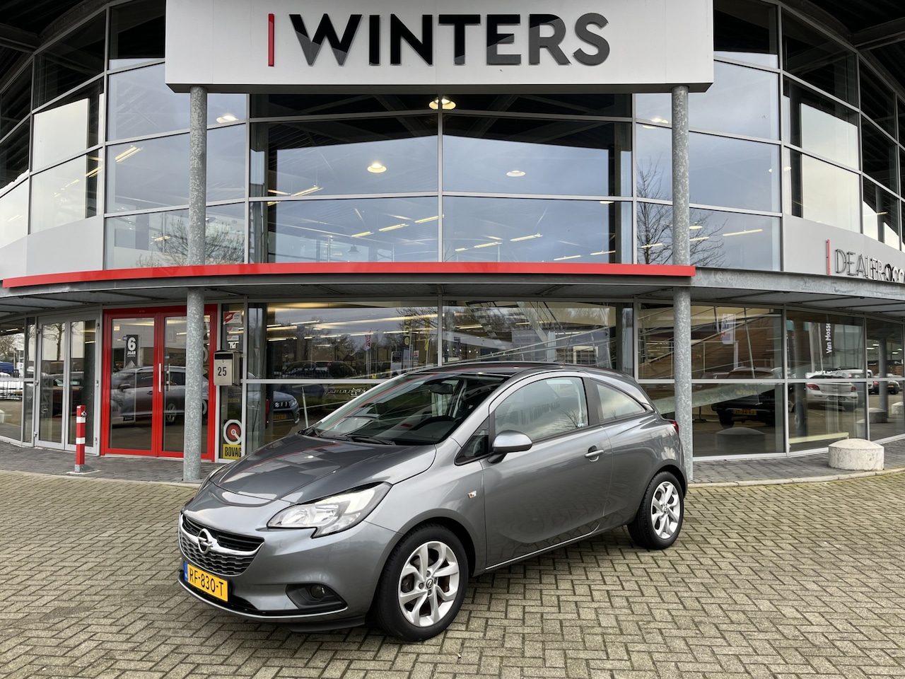 Opel Corsa - 1.4 Online Edition Navi+BT PDC Cr.Control Airco Bluetooth 16"LMV - AutoWereld.nl