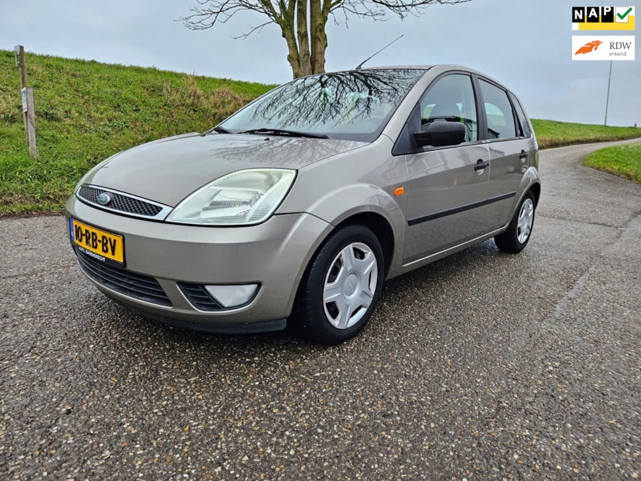 Ford Fiesta - 1.6-16V Ghia 1.6-16V Ghia,Automaat, Deurs,Airco,Trekhaak - AutoWereld.nl