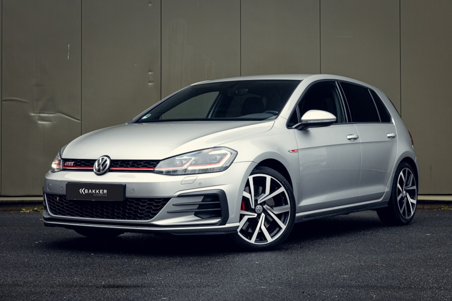 Volkswagen Golf - 2.0 TSI GTI Perf. - AutoWereld.nl