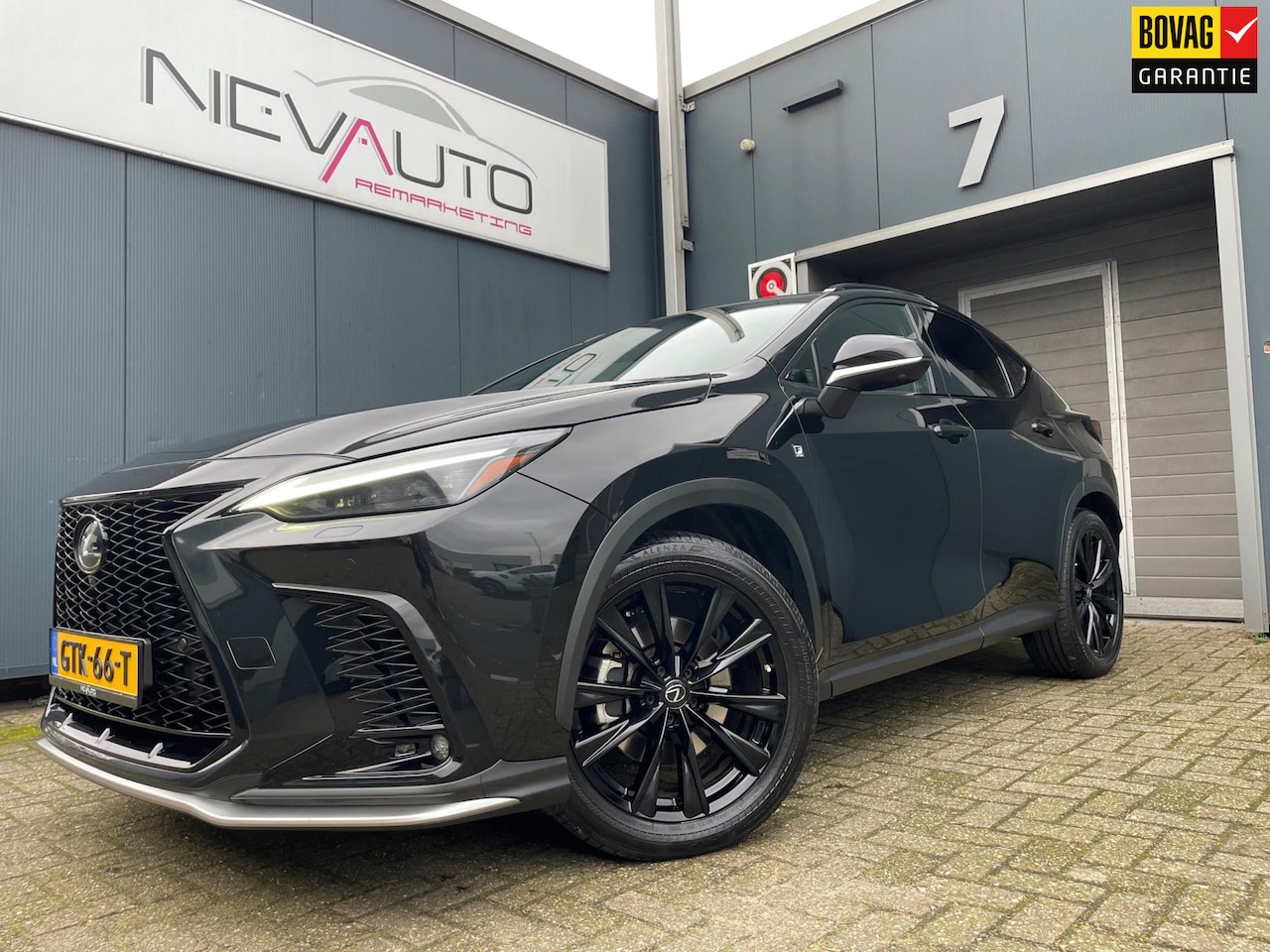 Lexus NX - 450h+ 309PK AWD F Sport Line SCHUIFDAK HUD - AutoWereld.nl