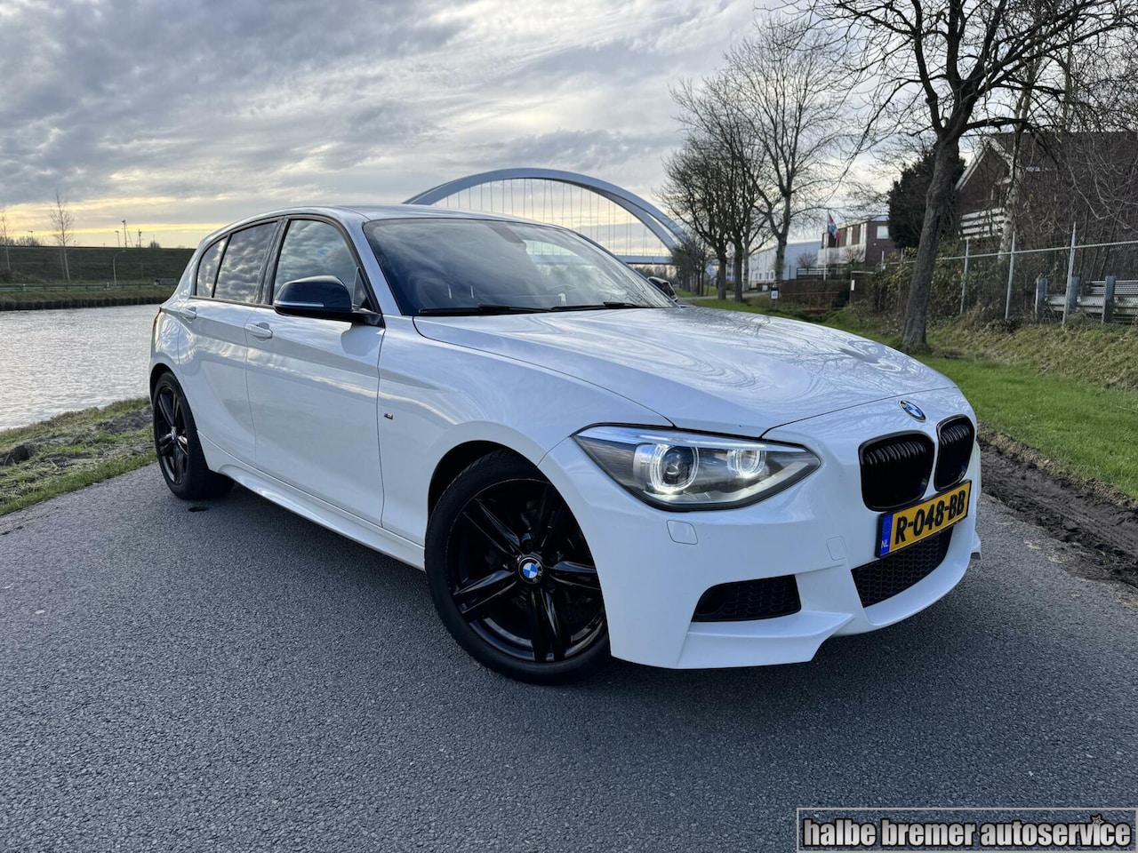 BMW 1-serie - 116i M Sport Edition High Executive |Alcantara - AutoWereld.nl