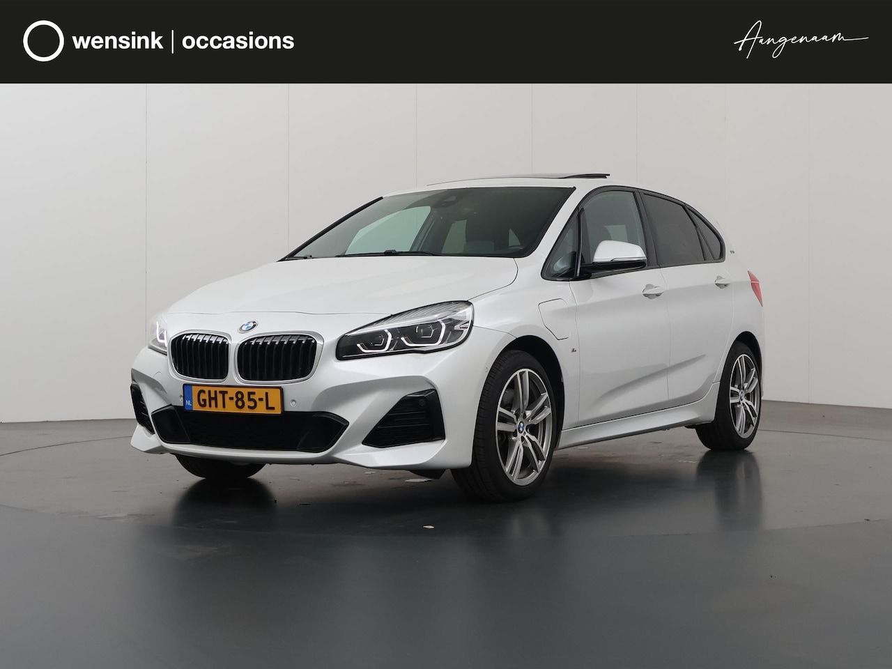 BMW 2-serie Active Tourer - 225xe iPerformance High Executive M Sport | Panoramadak | Navigatie| Parkeercamera | Leder - AutoWereld.nl