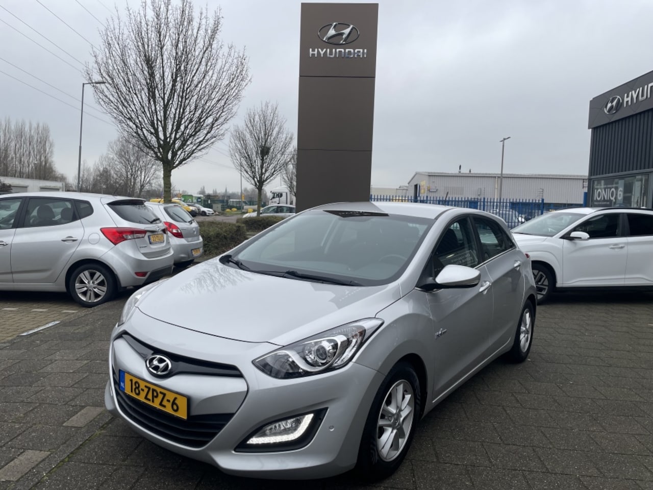 Hyundai i30 - 1.6 GDI i-Vision*RIJKLAARPRIJS* - AutoWereld.nl